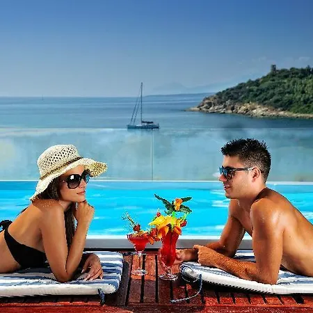 ホテル La Bitta - Bovis アルバタクス