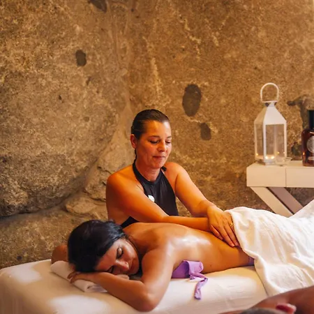 La Bitta - Bovis ホテル 4*